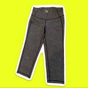 Old Navy Active heather striped leggings size M